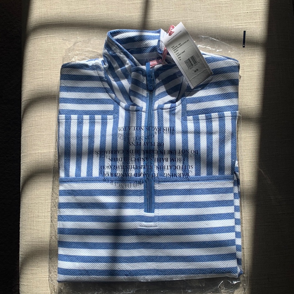 Vineyard Vines Sweater Brand New